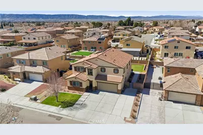 44137 37th, Lancaster, CA 93536 - Photo 3