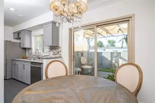 6041 Fountain Park Street, Woodland Hills, CA 91367 - Photo 7