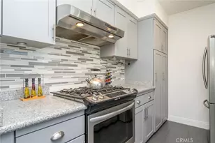 6041 Fountain Park Street, Woodland Hills, CA 91367 - Photo 7