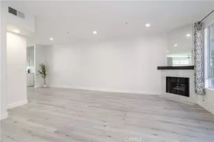 18347 Saticoy, Reseda, CA 91335 - Photo 5