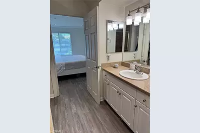 5540 Owensmouth #319, Woodland Hills, CA 91367 - Photo 15