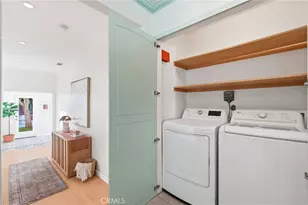 435 Eton Dr, Burbank, CA 91504 - Photo 29