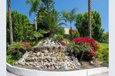 9735 Via Roma, Burbank, CA 91504 - Photo 35