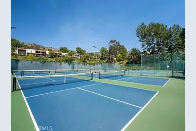 9735 Via Roma, Burbank, CA 91504 - Photo 29