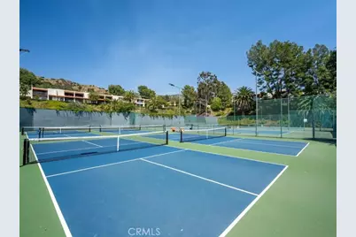 9735 Via Roma, Burbank, CA 91504 - Photo 31