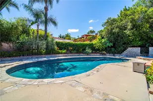 22548 Waterbury St, Woodland Hills, CA 91364 - Photo 37