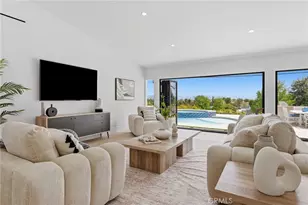 23925 Crosson Dr, Woodland Hills, CA 91367 - Photo 11