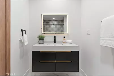 23925 Crosson Drive, Woodland Hills, CA 91367 - Photo 51