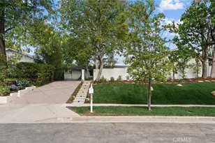 23925 Crosson Dr, Woodland Hills, CA 91367 - Photo 5