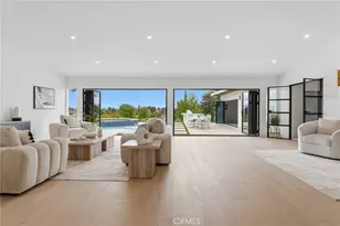 23925 Crosson Dr, Woodland Hills, CA 91367 - Photo 9