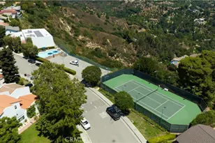 2665 Angelo Dr, Los Angeles, CA 90077 - Photo 25
