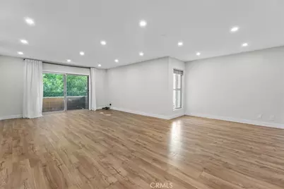 6752 Hillpark #303, Los Angeles, CA 90068 - Photo 5