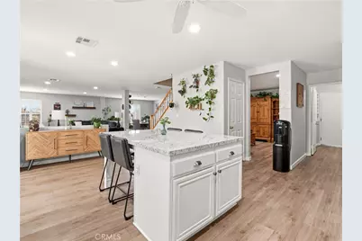 27919 Bridlewood, Castaic, CA 91384 - Photo 7