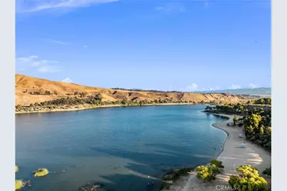 27919 Bridlewood, Castaic, CA 91384 - Photo 35