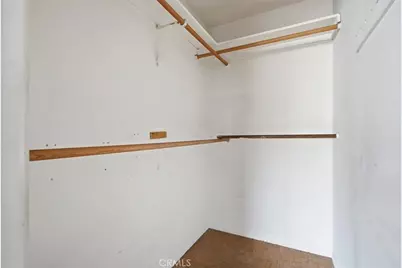 9610 Natick, North Hills, CA 91343 - Photo 19