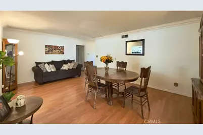 1011 Shadow, San Fernando, CA 91340 - Photo 5