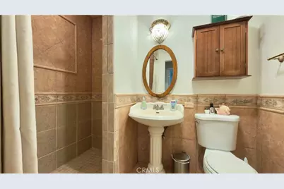 1011 Shadow, San Fernando, CA 91340 - Photo 15