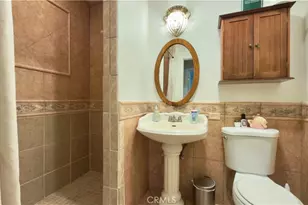 1011 Shadow, San Fernando, CA 91340 - Photo 15