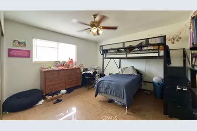 1011 Shadow, San Fernando, CA 91340 - Photo 21
