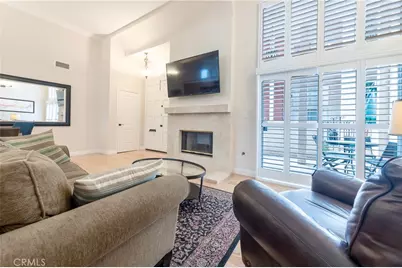 5477 Nestle Avenue #26, Tarzana, CA 91356 - Photo 3