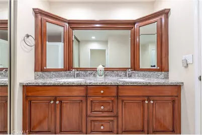 5477 Nestle Avenue #26, Tarzana, CA 91356 - Photo 13