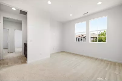 28637 Solana Court, Valencia, CA 91354 - Photo 33