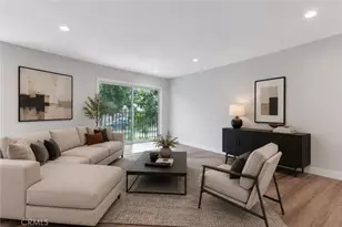 15344 Weddington St, Sherman Oaks, CA 91411 - Photo 13