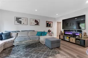 15344 Weddington St, Sherman Oaks, CA 91411 - Photo 15
