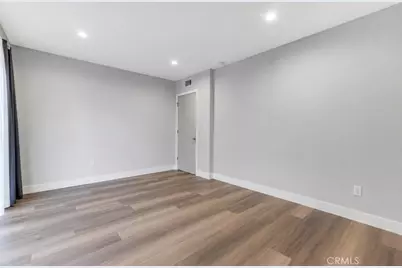 15344 Weddington Street #102, Sherman Oaks, CA 91411 - Photo 33
