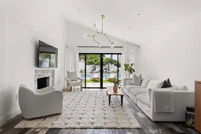 4755 Degovia Avenue, Woodland Hills, CA 91364 - Photo 5