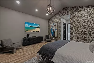 17929 Martha Street, Encino, CA 91316 - Photo 39