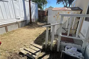 1717 E Avenue I, Lancaster, CA 93535 - Photo 13