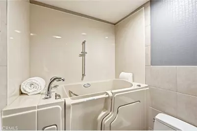4807 Woodley Avenue #303, Encino, CA 91436 - Photo 25