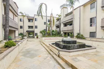 20253 Keswick Street #318, Winnetka, CA 91306 - Photo 5