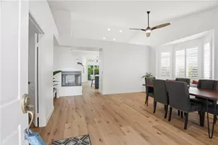 28228 Ridge View Dr, Canyon Country, CA 91387 - Photo 3