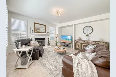 2548 Rudolph, Simi Valley, CA 93065 - Photo 21