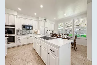 2548 Rudolph, Simi Valley, CA 93065 - Photo 23