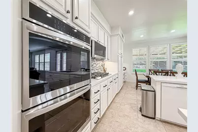 2548 Rudolph, Simi Valley, CA 93065 - Photo 29