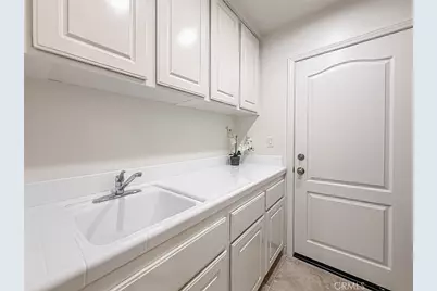 2548 Rudolph, Simi Valley, CA 93065 - Photo 31
