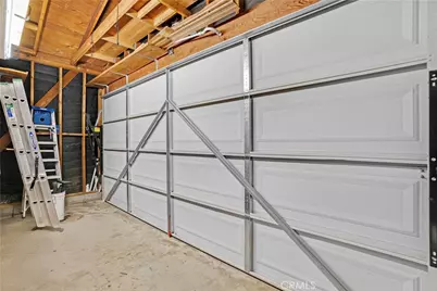 23507 Sylvan, Woodland Hills, CA 91367 - Photo 51