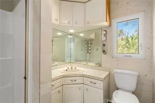 736 Crater Oak Dr, Calabasas, CA 91302 - Photo 35