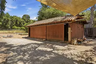 736 Crater Oak Dr, Calabasas, CA 91302 - Photo 13