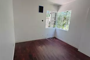736 Crater Oak Dr, Calabasas, CA 91302 - Photo 17