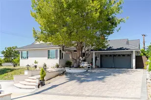 801 Stephen Rd, Burbank, CA 91504 - Photo 3
