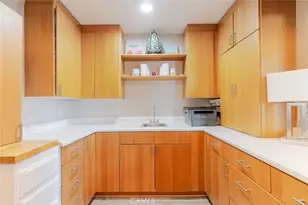 801 Stephen Rd, Burbank, CA 91504 - Photo 15