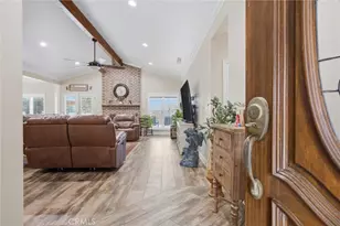 1328 Valov Ln, Bakersfield, CA 93314 - Photo 7