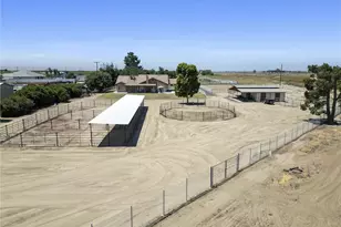 1328 Valov Ln, Bakersfield, CA 93314 - Photo 53