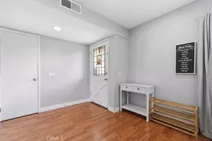 9533 Frankirst, North Hills, CA 91343 - Photo 17
