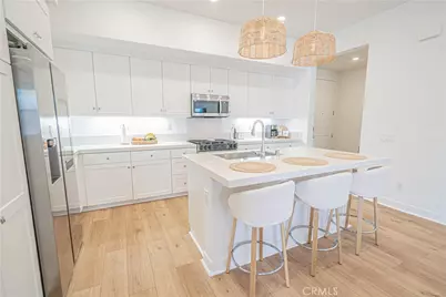 27212 Diamond Peak Lane #203, Valencia, CA 91381 - Photo 9