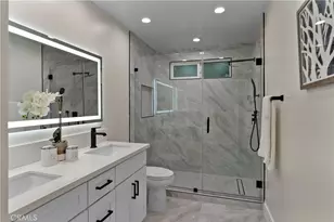16915 Dormie, Encino, CA 91436 - Photo 19